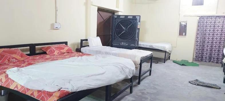 Shree Kashi Govardhan Dham Hotel Ujjain Exterior photo